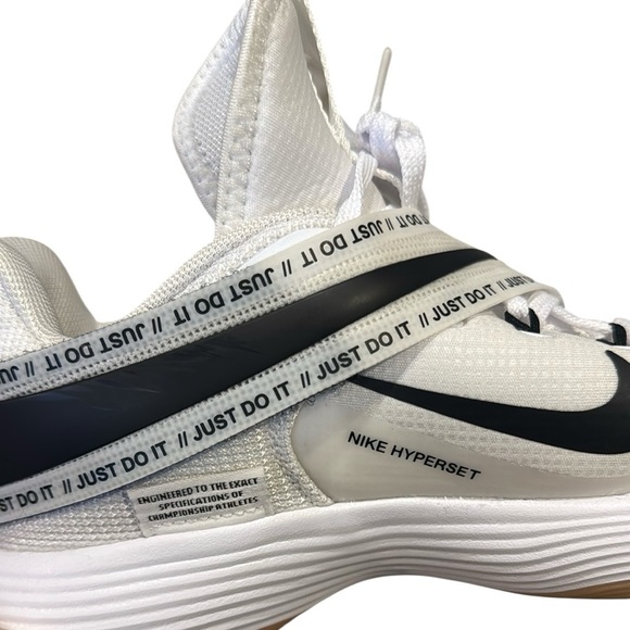 Nike React HyperSet Indoor Court Shoes in White Woman’s Size 8 Men’s Size 6.5 - Picture 11 of 13